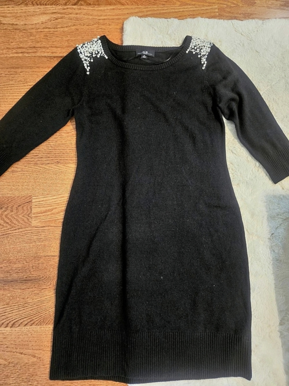 AGB Embellished Knee Lengthi Dress in Black Medium Like New
